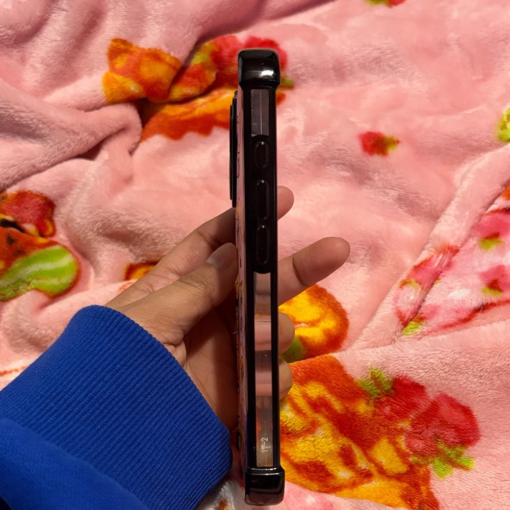 Iphone 17 bubbles case - Picture 3 of 4